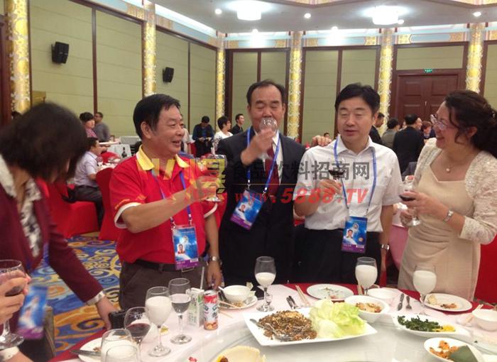 �����L�c���e����