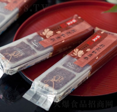 ���ɼt���𻨸�